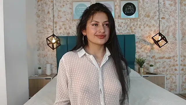 Snapshot of July_gh chatting on February 2025 08:20:02 PM July gh online show from February 2025 08:20:02 PM