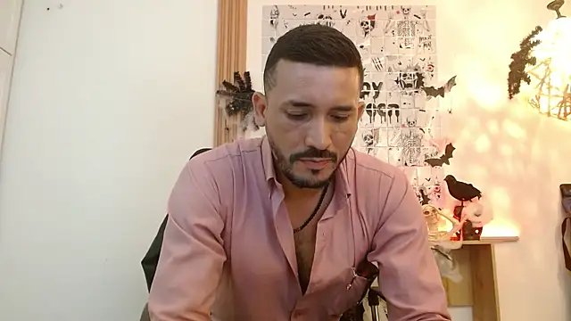 Snapshot of Reiko_85_ chatting on October 2025 08:03:02 PM Reiko 85 online show from October 2025 08:03:02 PM