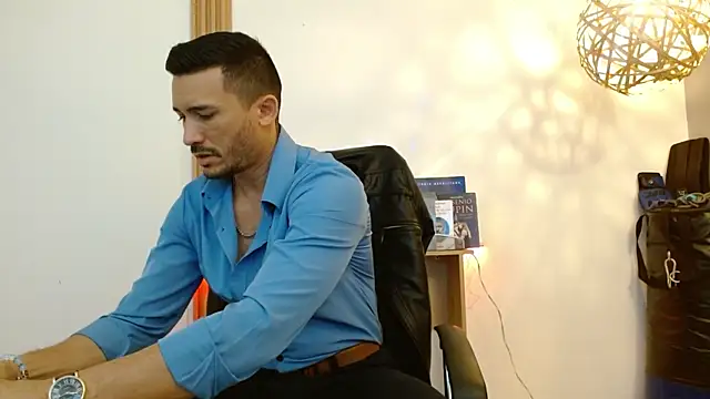 Snapshot of Reiko_85_ chatting on November 2025 02:49:01 PM Reiko 85 online show from November 2025 02:49:01 PM