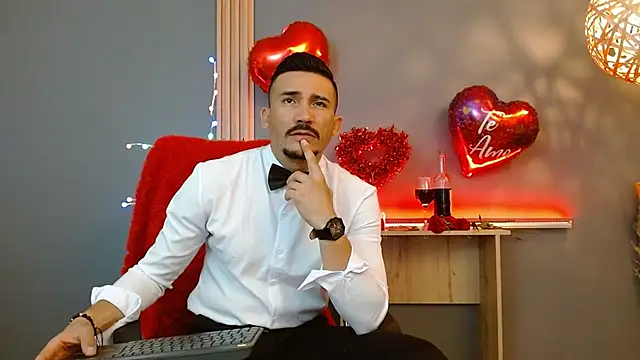 Snapshot of Reiko_85_ chatting on February 2026 07:43:01 PM Reiko 85 online show from February 2026 07:43:01 PM