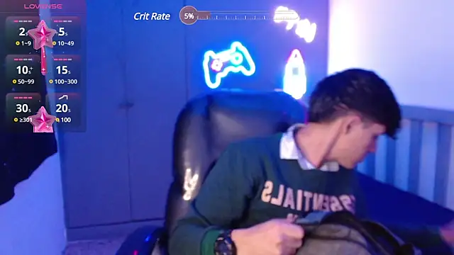 Dyla n18 online show from March 2025 07:50:02 PM