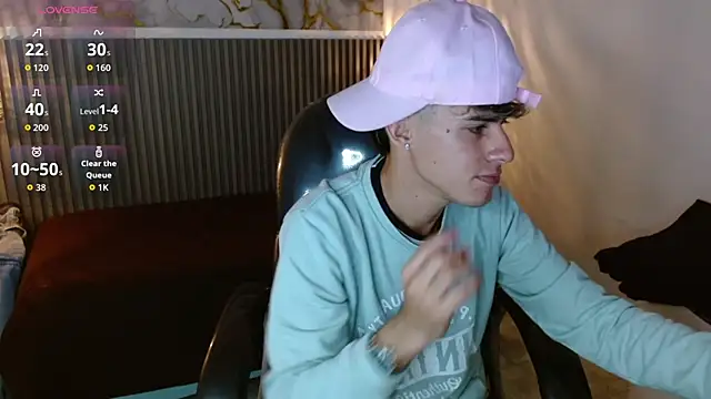 Dyla n18 online show from September 2025 10:54:01 PM