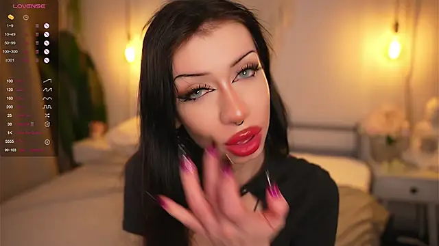 Devilsss toy online show from November 2025 03:43:02 PM