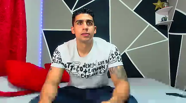 astrom greyy online show from January 2025 08:37:02 PM