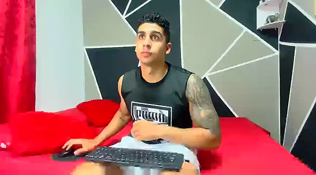 astrom greyy online show from March 2025 09:53:02 PM