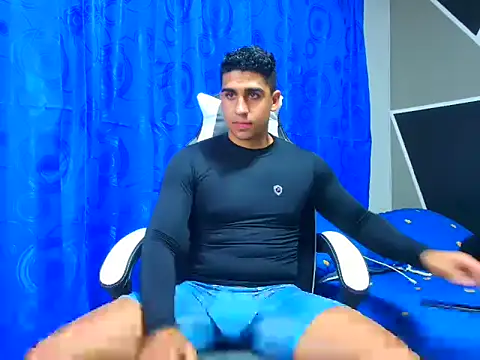 astrom greyy online show from September 2025 10:09:02 PM