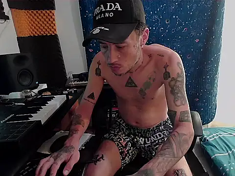 patrik tattoo  online show from January 2025 04:03:01 PM