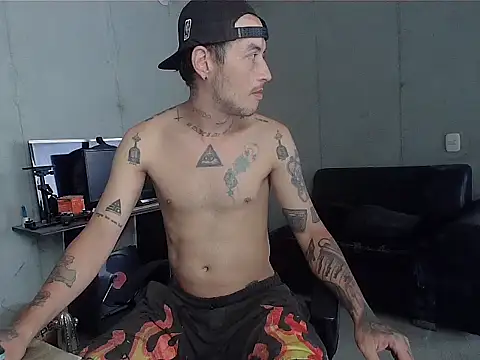 patrik tattoo  online show from April 2026 04:30:01 PM