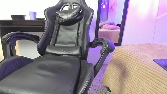 Snapshot of hares_mds chatting on January 2025 04:35:01 PM hares mds online show from January 2025 04:35:01 PM