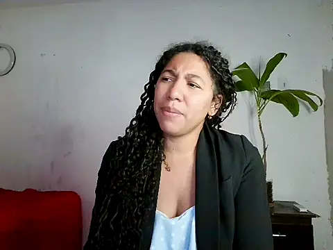 bellacrespalatina online show from July 2026 06:20:01 PM