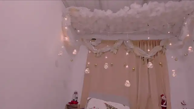 Lauu G online show from December 2024 03:11:02 AM