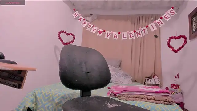 Lauu G online show from February 2025 02:06:02 AM