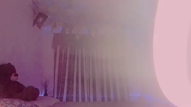 Lauu G online show from October 2025 03:05:02 AM