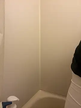 Snapshot of YU-KI00 chatting on November 2025 12:15:02 PM YU-KI00 online show from November 2025 12:15:02 PM