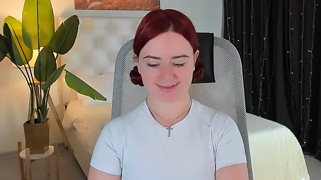 AnnTerry  online show from July 2026 07:00:02 AM