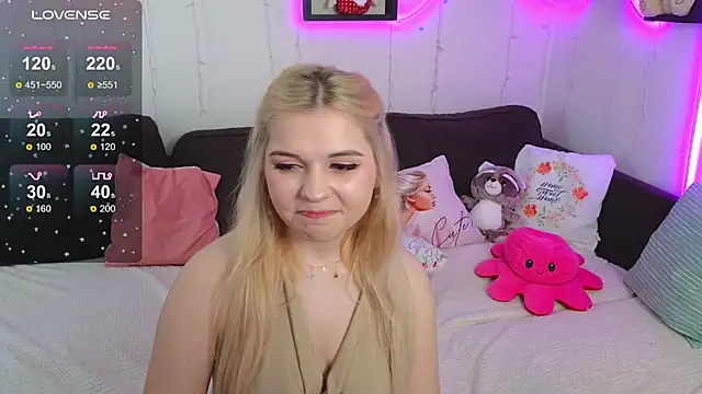 Snapshot of Kate_Legend chatting on February 2025 05:24:01 AM Kate Legend online show from February 2025 05:24:01 AM