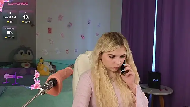 Snapshot of Kate_Legend chatting on November 2025 03:16:02 AM Kate Legend online show from November 2025 03:16:02 AM