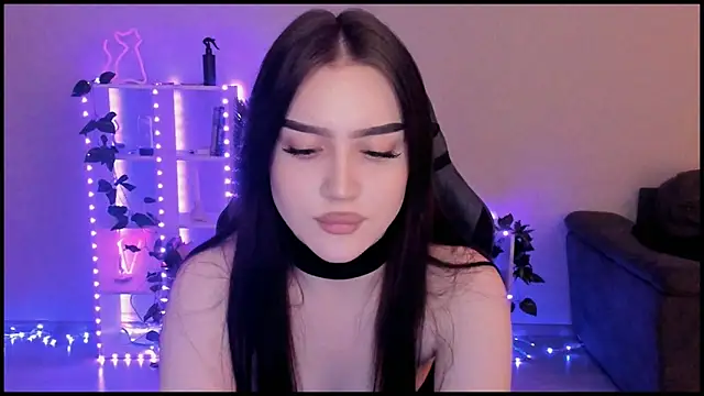 Snapshot of Melanie_N chatting on December 2024 02:28:01 PM Melanie N online show from December 2024 02:28:01 PM