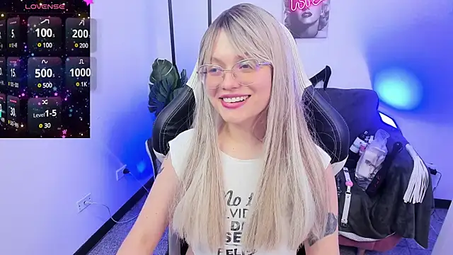 Snapshot of blackberrys_ chatting on February 2025 04:47:01 PM blackberrys  online show from February 2025 04:47:01 PM