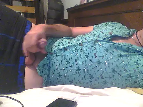 Snapshot of frank32love chatting on January 2025 05:32:01 AM frank32love online show from January 2025 05:32:01 AM