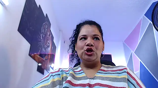 Snapshot of may_prg chatting on January 2025 01:57:02 AM may prg online show from January 2025 01:57:02 AM