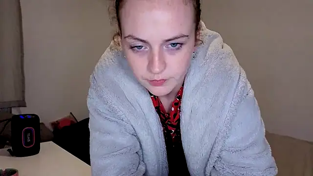 Snapshot of ENGLISHEMILY_69 chatting on December 2025 08:36:02 PM ENGLISHEMILY 69 online show from December 2025 08:36:02 PM