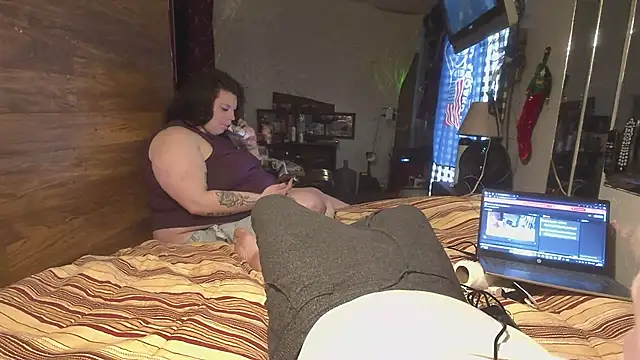 Snapshot of Daddyking6989 chatting on December 2024 08:26:02 PM Daddyking6989 online show from December 2024 08:26:02 PM