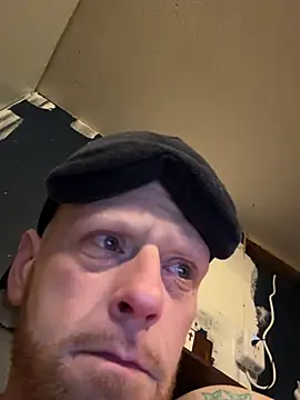 Snapshot of Daddyking6989 chatting on February 2025 08:02:02 AM Daddyking6989 online show from February 2025 08:02:02 AM