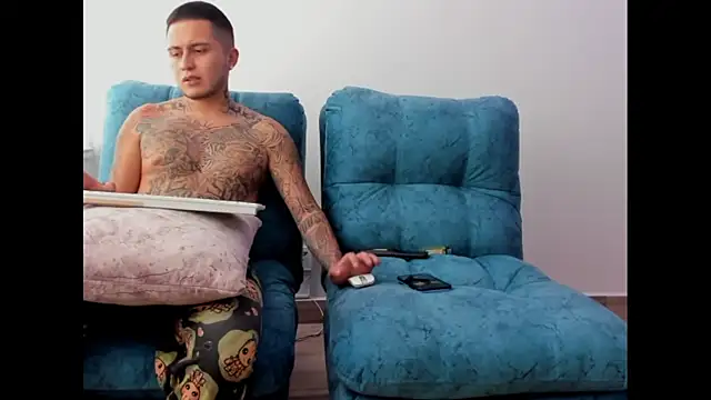 tamy ian online show from November 2025 07:52:02 PM