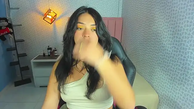 DENISERICHARD2 online show from September 2025 02:45:01 AM