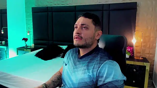 Snapshot of JossAckland chatting on February 2025 12:11:02 PM JossAckland online show from February 2025 12:11:02 PM