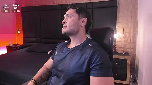 Snapshot of JossAckland chatting on March 2025 03:29:02 PM JossAckland online show from March 2025 03:29:02 PM