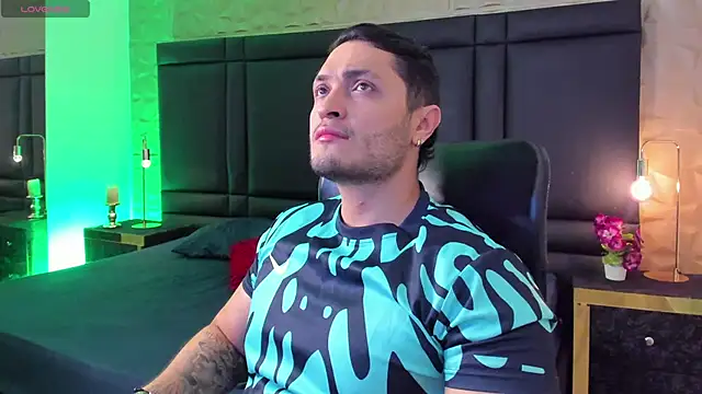 Snapshot of JossAckland chatting on March 2025 11:56:01 AM JossAckland online show from March 2025 11:56:01 AM