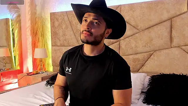 Snapshot of JossAckland chatting on January 2026 08:03:02 PM JossAckland online show from January 2026 08:03:02 PM