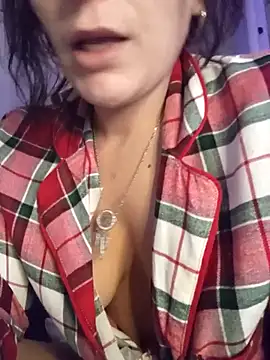 Snapshot of xx_Dreamloveme chatting on November 2025 11:03:01 PM xx Dreamloveme online show from November 2025 11:03:01 PM