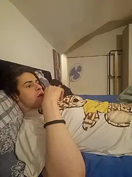 Snapshot of perla97 chatting on December 2024 05:24:01 PM perla97 online show from December 2024 05:24:01 PM