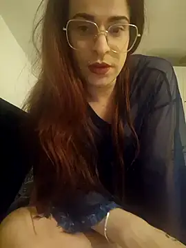 Snapshot of perla97 chatting on December 2024 02:38:02 PM perla97 online show from December 2024 02:38:02 PM