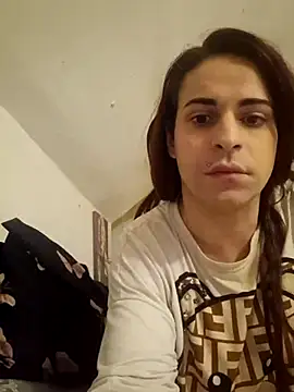 Snapshot of perla97 chatting on December 2024 05:09:01 PM perla97 online show from December 2024 05:09:01 PM