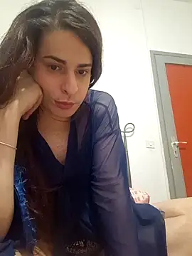 Snapshot of perla97 chatting on December 2024 10:24:01 PM perla97 online show from December 2024 10:24:01 PM