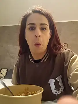 Snapshot of perla97 chatting on February 2025 07:19:02 PM perla97 online show from February 2025 07:19:02 PM