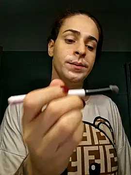 Snapshot of perla97 chatting on November 2025 05:26:01 PM perla97 online show from November 2025 05:26:01 PM