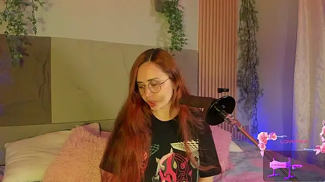 centaurigirl online show from February 2026 05:05:02 AM