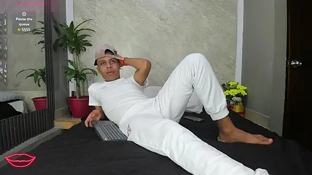 ada-brooke online show from March 2025 03:33:02 AM