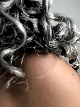 Snapshot of Amaliu_ chatting on March 2025 05:17:02 PM Amaliu online show from March 2025 05:17:02 PM