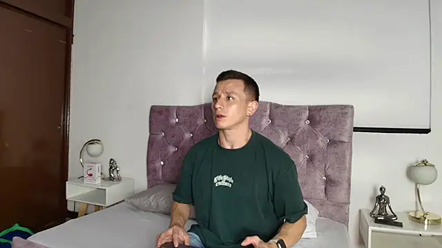 Andrewfalcon online show from January 2025 12:18:01 PM