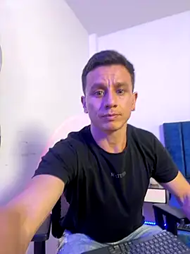 Andrewfalcon online show from September 2025 08:20:02 PM