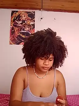 Snapshot of DANIELA_MICHEL chatting on December 2024 02:52:01 PM DANIELA MICHEL online show from December 2024 02:52:01 PM