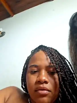 Snapshot of DANIELA_MICHEL chatting on December 2024 05:08:01 PM DANIELA MICHEL online show from December 2024 05:08:01 PM