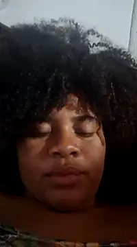 Snapshot of DANIELA_MICHEL chatting on January 2025 11:44:02 PM DANIELA MICHEL online show from January 2025 11:44:02 PM