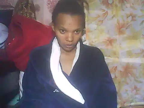 Snapshot of Antsoalie chatting on November 2025 07:18:02 AM Antsoalie online show from November 2025 07:18:02 AM